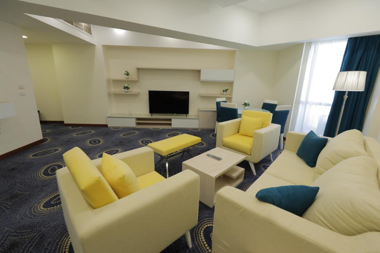 קהיר Tolip Gardens Hotel מראה חיצוני תמונה Suite